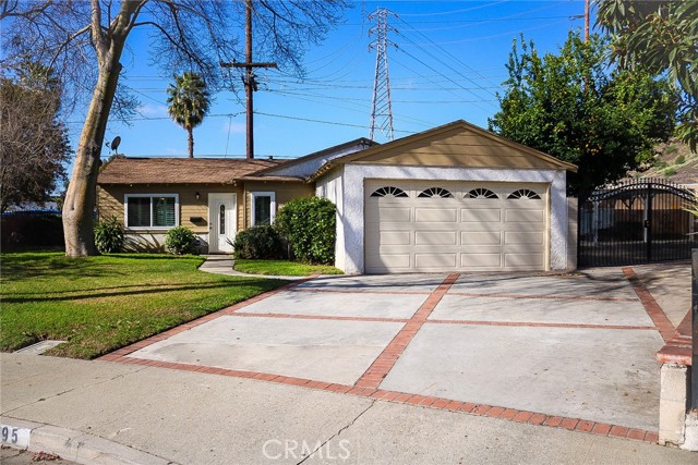 1395 Cornelia St, Pomona, CA 91768