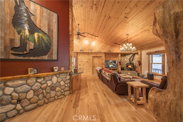 Image 4 of 50 For 1901 State Court