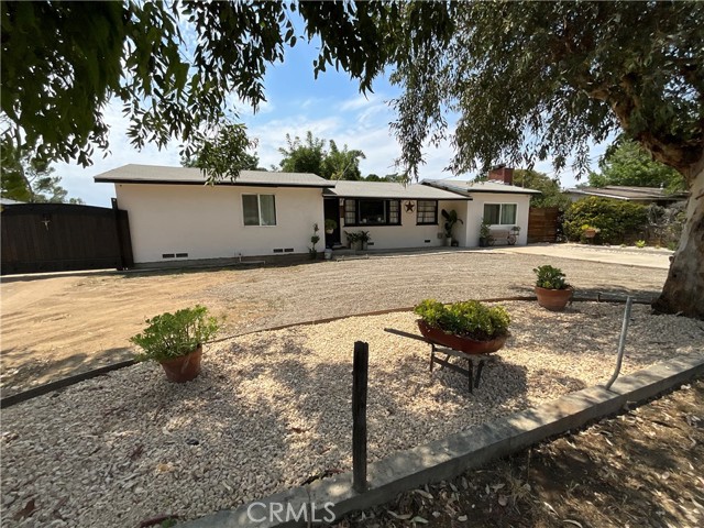 Detail Gallery Image 3 of 22 For 12572 14th St, Yucaipa,  CA 92399 - 2 Beds | 1 Baths