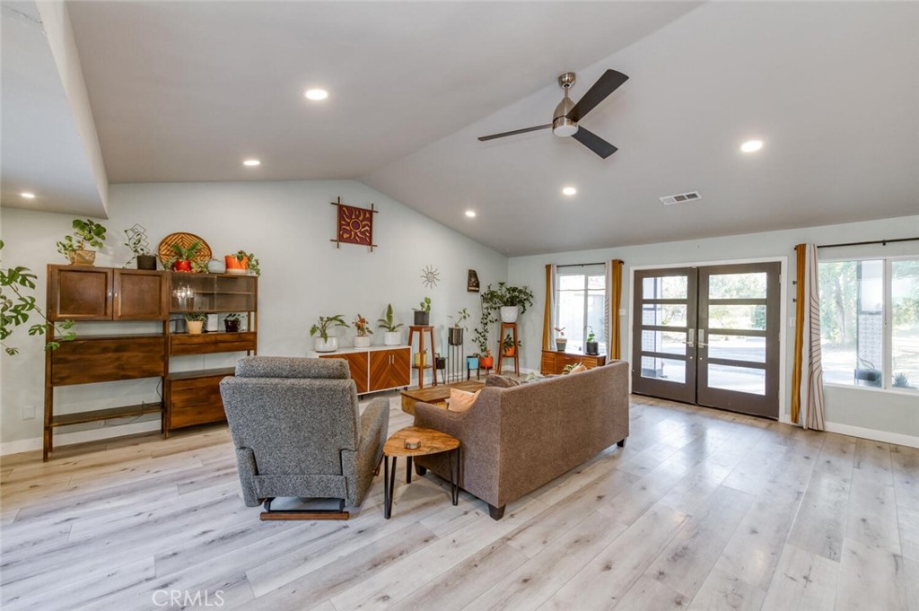 MLS #FR25183960 img 5