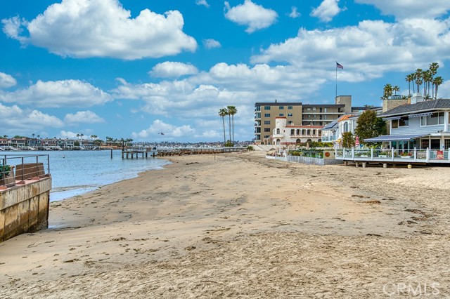 Detail Gallery Image 19 of 20 For 2712 Shell St, Corona Del Mar,  CA 92625 - 3 Beds | 3 Baths