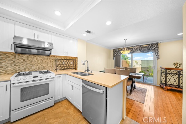 Detail Gallery Image 17 of 53 For 1813 Borrego, West Covina,  CA 91791 - 2 Beds | 3 Baths