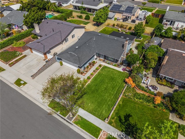 17381 Yorkshire Avenue, Yorba Linda CA: https://media.crmls.org/medias/63cdc81b-9216-40ad-b8b9-4055cff651d4.jpg