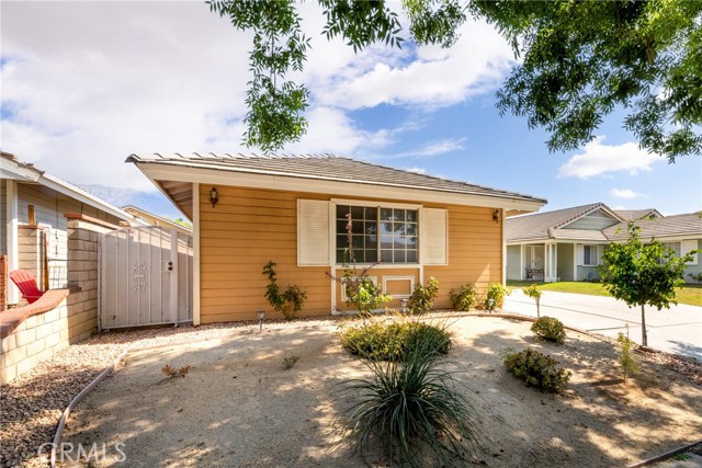 Detail Gallery Image 3 of 27 For 9962 Palo Alto St, Rancho Cucamonga,  CA 91730 - 3 Beds | 2 Baths