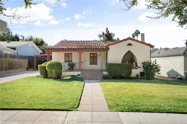 Detail Gallery Image 1 of 1 For 728 S Buena Vista St, Redlands,  CA 92373 - 3 Beds | 1/1 Baths