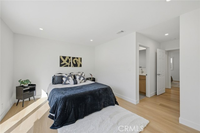 Detail Gallery Image 17 of 29 For 1316 W Beacon Ave, Anaheim,  CA 92802 - 4 Beds | 2 Baths