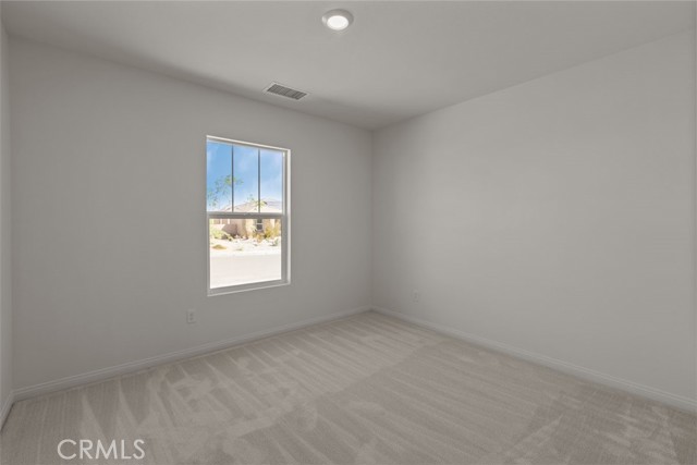 Detail Gallery Image 9 of 21 For 13719 Eva Ct, Victorville,  CA 92392 - 4 Beds | 2 Baths