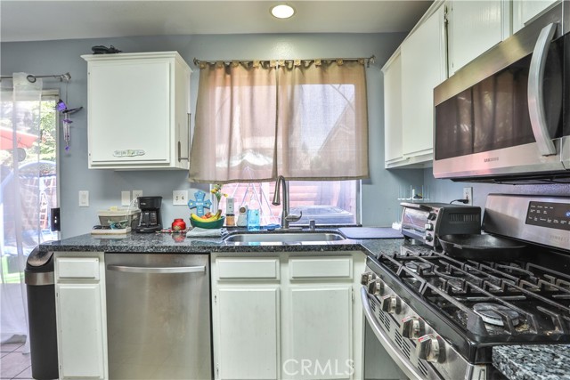 Detail Gallery Image 13 of 48 For 11214 Terra Vista Pkwy #54,  Rancho Cucamonga,  CA 91730 - 3 Beds | 2/1 Baths