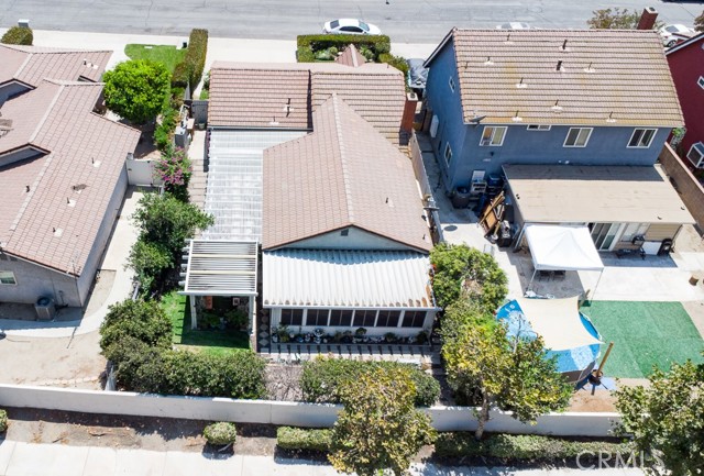 Detail Gallery Image 6 of 27 For 14096 Hillcrest Dr, Fontana,  CA 92337 - 3 Beds | 2 Baths