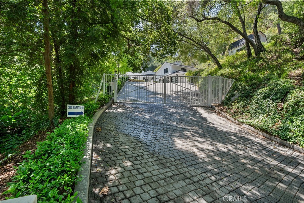 375 Berkshire Avenue La Canada Flintridge img 32