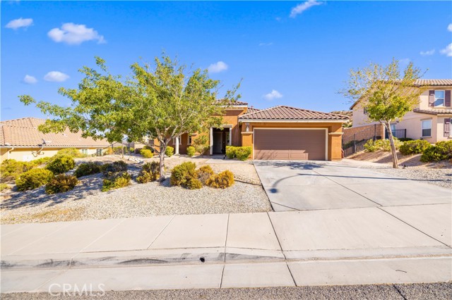 Detail Gallery Image 1 of 16 For 38428 Siamese Ln, Palmdale,  CA 93551 - 3 Beds | 2 Baths