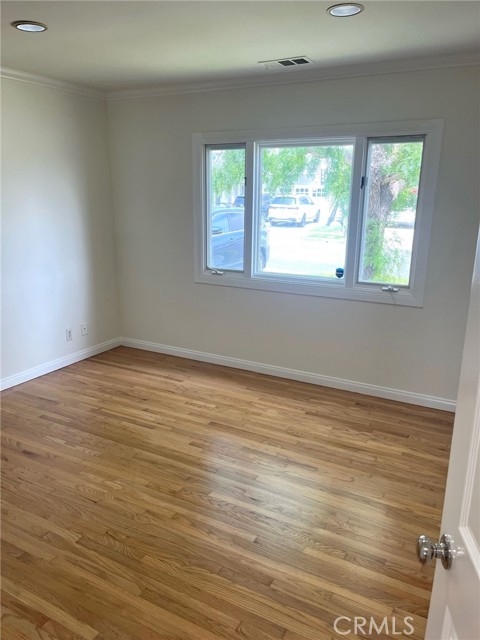 2001 Manzanita Lane, Manhattan Beach CA: https://media.crmls.org/medias/63d34d63-e2a0-4ecc-9d82-ddf1a196699d.jpg