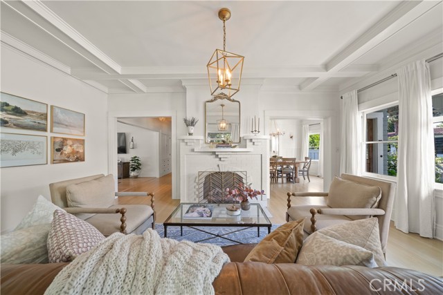 743 Harvard Avenue, Claremont CA: https://media.crmls.org/medias/63d36f90-90fc-4621-b343-16aba5cbccaa.jpg
