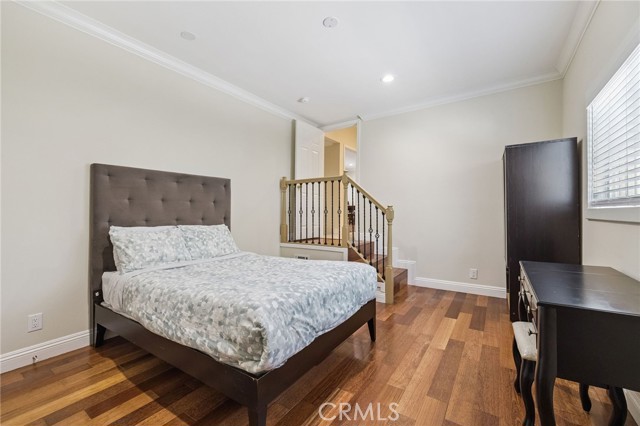 2104 Crenshaw Boulevard, Los Angeles CA: https://media.crmls.org/medias/63d3a2b7-177a-4bc7-b130-fb59cbebed58.jpg
