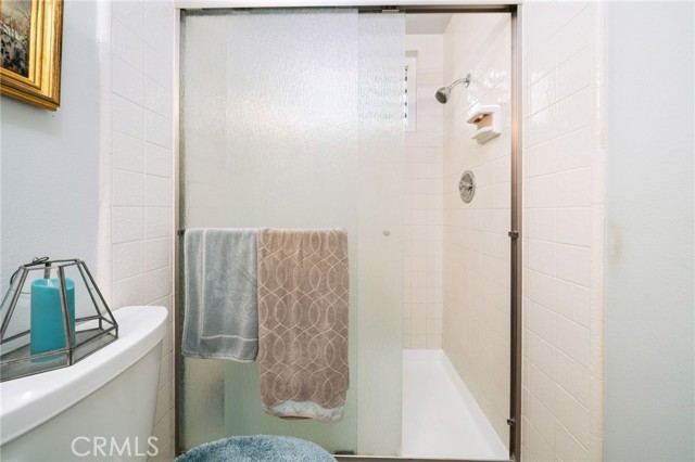 Detail Gallery Image 16 of 22 For 3665 E 1st #202,  Long Beach,  CA 90803 - 2 Beds | 2 Baths