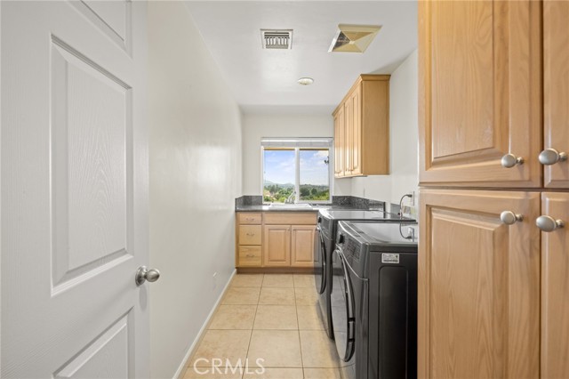 460 Pile Street, Ramona CA: https://media.crmls.org/medias/63d4630e-1910-45f2-bb2c-61f0ae1e12e3.jpg