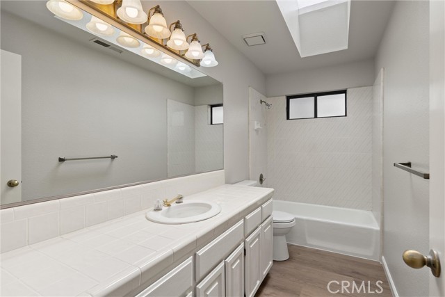 Detail Gallery Image 18 of 30 For 1036 Gateway Ln, Chico,  CA 95926 - 3 Beds | 2/1 Baths