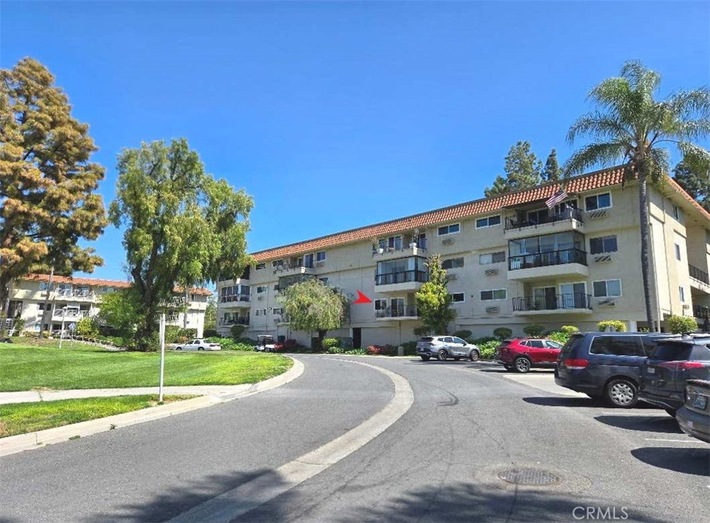2385 Via Mariposa W. #1B