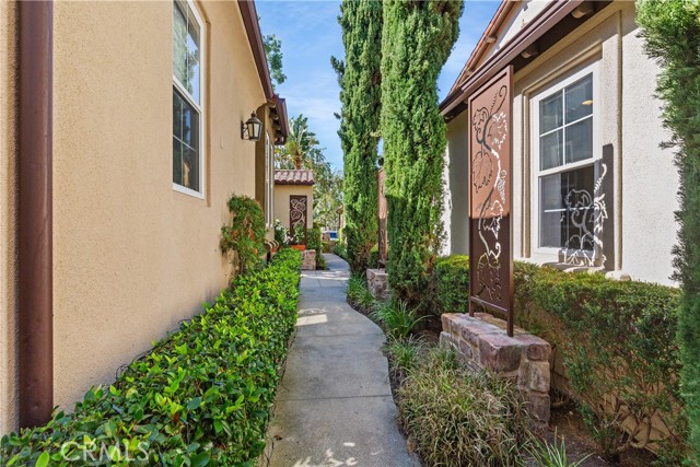 Detail Gallery Image 4 of 42 For 66 Greenhouse, Irvine,  CA 92603 - 3 Beds | 2/1 Baths