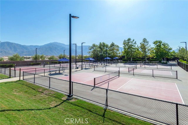 11565 Dovecoat Way, Corona CA: https://media.crmls.org/medias/63d61f9b-c9c6-4e27-bb50-e0c02edfe52e.jpg