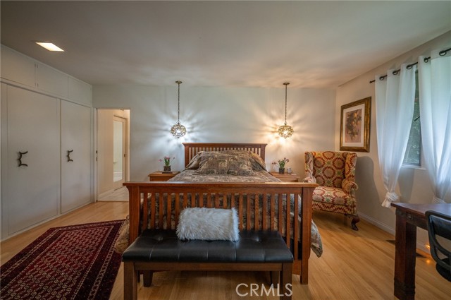 Detail Gallery Image 33 of 50 For 1883 Midwick Dr, Altadena,  CA 91001 - 3 Beds | 3/1 Baths