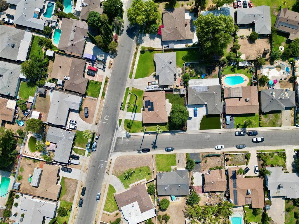 MLS #OC25177099 img 25