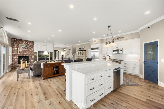 Detail Gallery Image 8 of 56 For 3871 Crest, Yorba Linda,  CA 92886 - 5 Beds | 3 Baths