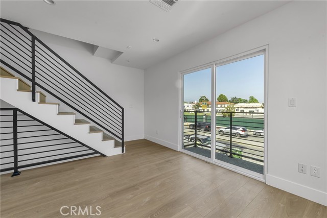 Detail Gallery Image 15 of 67 For 4453 Colfax Ave, Studio City,  CA 91602 - – Beds | – Baths