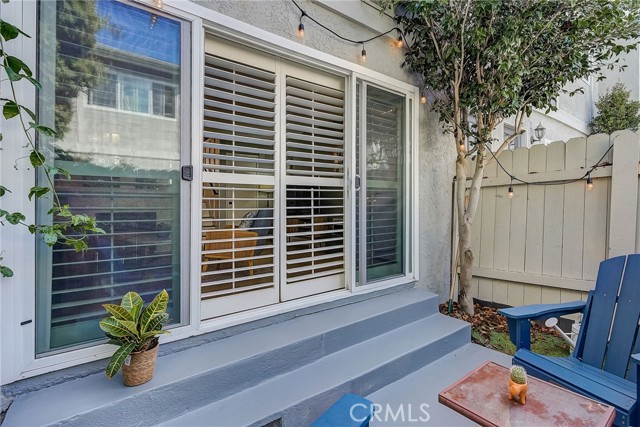 2112 Warfield Avenue, Redondo Beach, California 90278, 2 Bedrooms Bedrooms, ,2 BathroomsBathrooms,Residential,Sold,Warfield,SB23170647