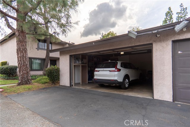 Detail Gallery Image 18 of 22 For 7554 Corbin #4,  Reseda,  CA 91335 - 2 Beds | 1 Baths