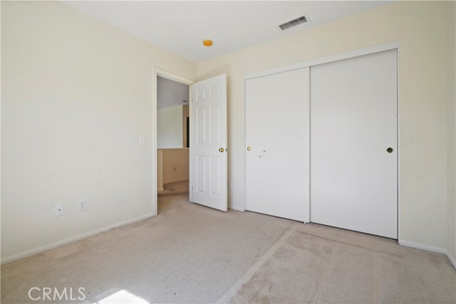 28445 Silverking Trail, Saugus CA: https://media.crmls.org/medias/63dab7e1-67ce-44e8-853d-4b8ff0547854.jpg