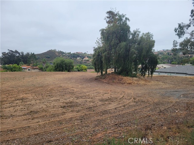 1819 Monte Vista Road, El Cajon CA: https://media.crmls.org/medias/63db589c-0f4b-4241-a29b-e63397a0fae2.jpg