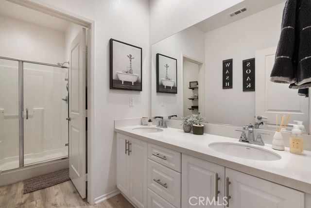 Detail Gallery Image 20 of 28 For 11661 Forsythia, Jurupa Valley,  CA 91752 - 4 Beds | 2/1 Baths