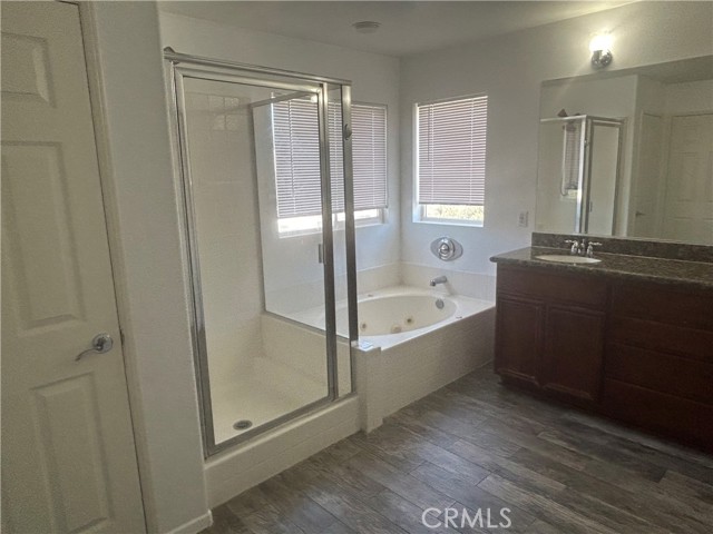 2337 W Avenue P12, Palmdale CA: https://media.crmls.org/medias/63dbefbe-ab53-4d6f-9514-54901849e32c.jpg