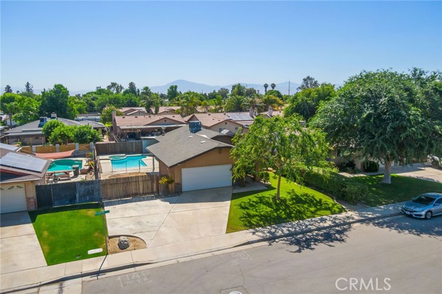Detail Gallery Image 2 of 33 For 6300 Ringwood St, Bakersfield,  CA 93313 - 3 Beds | 2 Baths