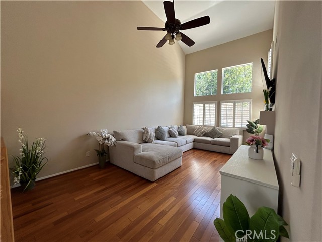 Detail Gallery Image 8 of 58 For 20 Chaumont, Mission Viejo,  CA 92692 - 3 Beds | 2/1 Baths