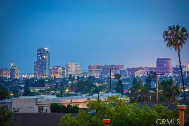 Detail Gallery Image 1 of 30 For 1775 Freeman Ave #304,  Long Beach,  CA 90804 - 2 Beds | 2 Baths