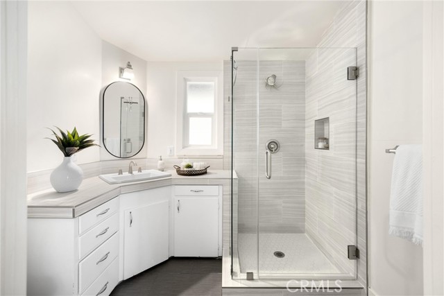 1961 Temple Hills Drive, Laguna Beach CA: https://media.crmls.org/medias/63dd572a-d6b6-41f3-a12d-c0448f8df3eb.jpg