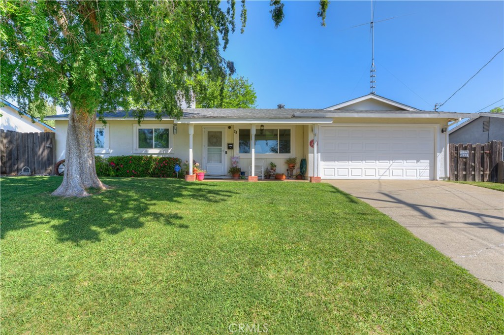 28 Las Plumas Way