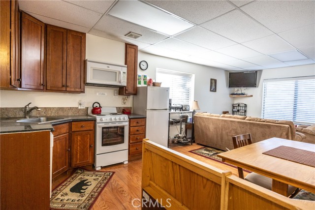 Detail Gallery Image 49 of 75 For 7501 Yosemite Park, Yosemite,  CA 95389 - 5 Beds | 3/1 Baths