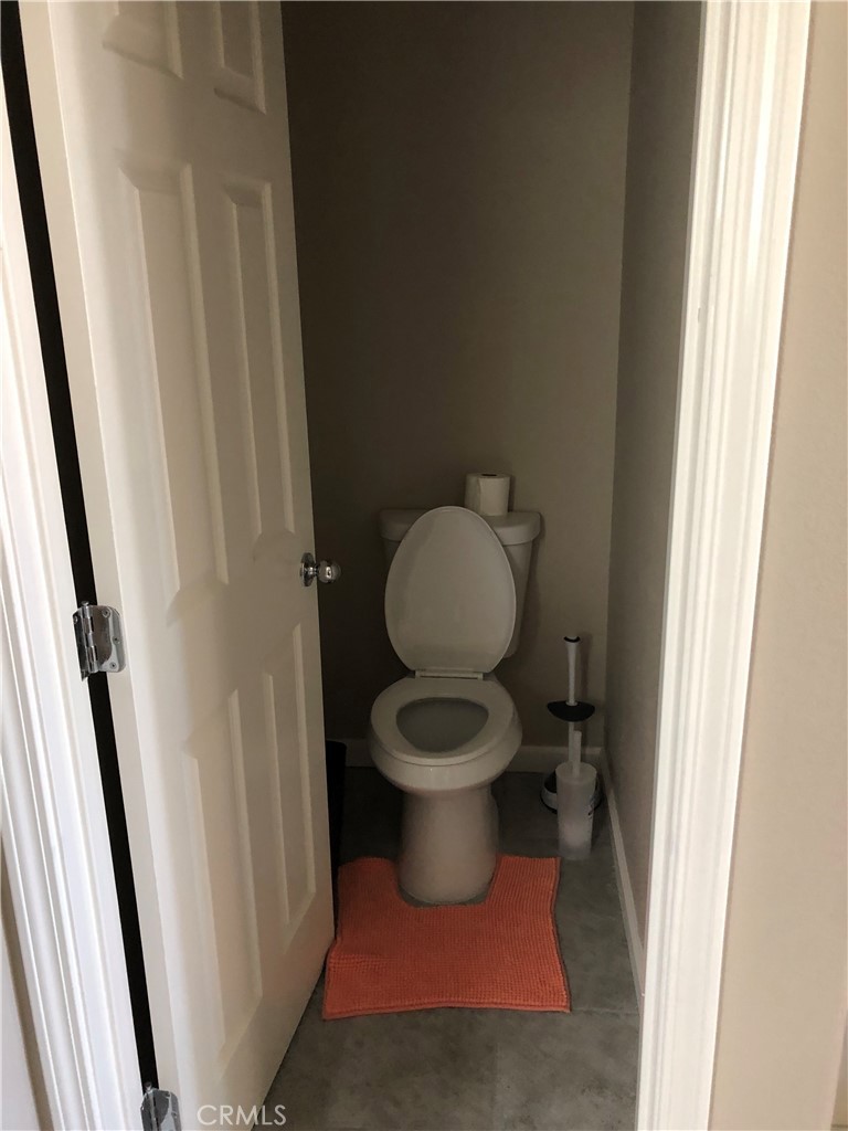 https://media.crmls.org/medias/63ded555-dfb0-48e0-8134-e650dae84e85.jpg?preset=X-Large