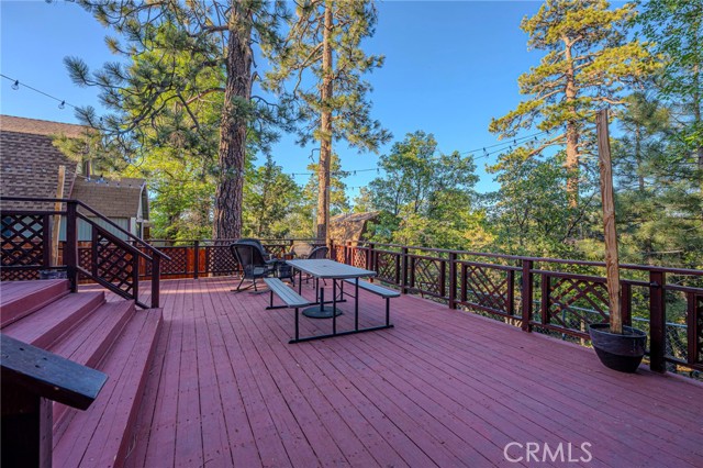 Detail Gallery Image 9 of 11 For 873 Holmes Lane, Sugarloaf,  CA 92386 - 3 Beds | 1/1 Baths