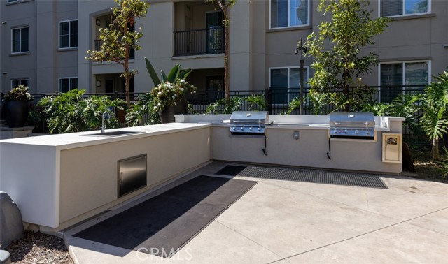 Detail Gallery Image 31 of 37 For 2400 Scholarship, Irvine,  CA 92612 - 1 Beds | 1 Baths