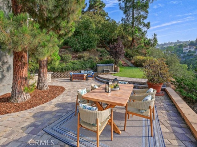 4358 Cartesian Circle, Palos Verdes Peninsula CA: https://media.crmls.org/medias/63df6ea7-f378-4468-afba-73d91a05e2a9.jpg