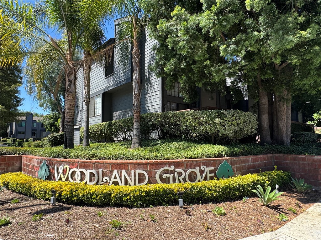 5721 Topanga Canyon Boulevard #4