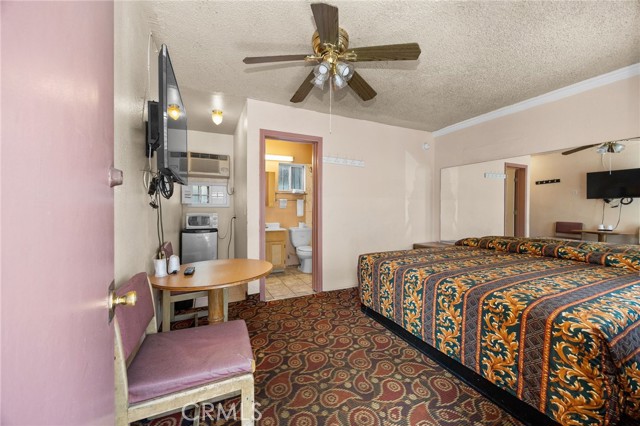  Commercial for Sale in Los Angeles, California