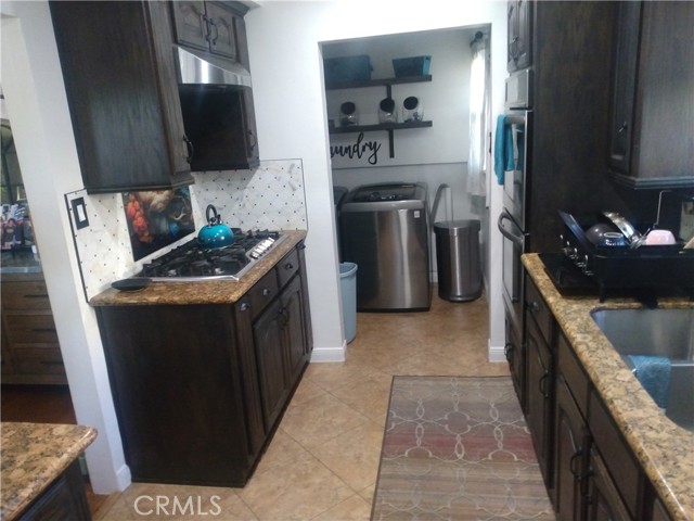 2035 W 71st, Los Angeles CA: https://media.crmls.org/medias/63dfb41d-cb44-414d-961c-31239d1fb8e6.jpg
