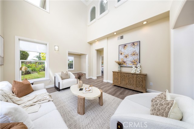Image 6 of 72 For 2122 Meteora Way