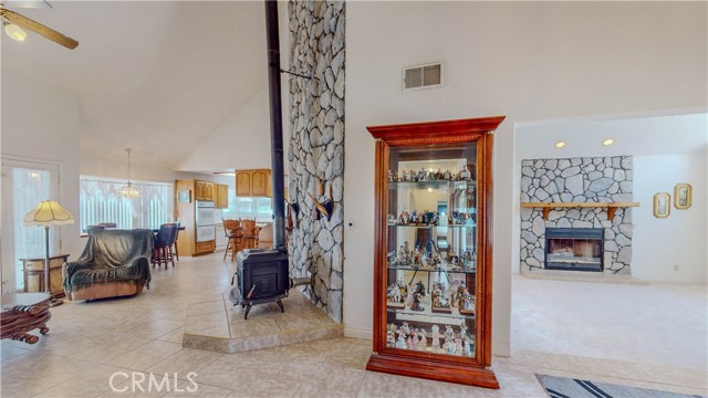 Detail Gallery Image 29 of 66 For 1028 Nielson Rd, Pinon Hills,  CA 92372 - 3 Beds | 2/1 Baths