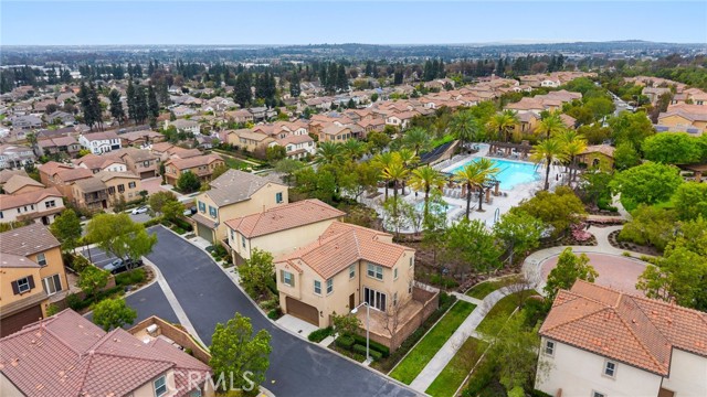 Detail Gallery Image 1 of 21 For 2952 E Walking Beam Pl, Brea,  CA 92821 - 3 Beds | 2/1 Baths